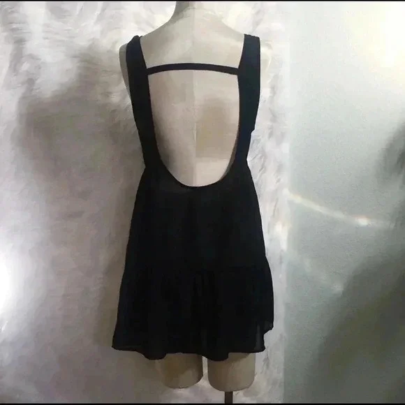 NWT Tobi Black Dress with Open Back - Picture 3 of 6
